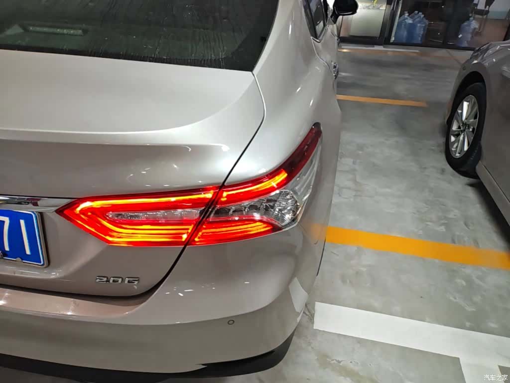 Toyota Camry, 2018 8