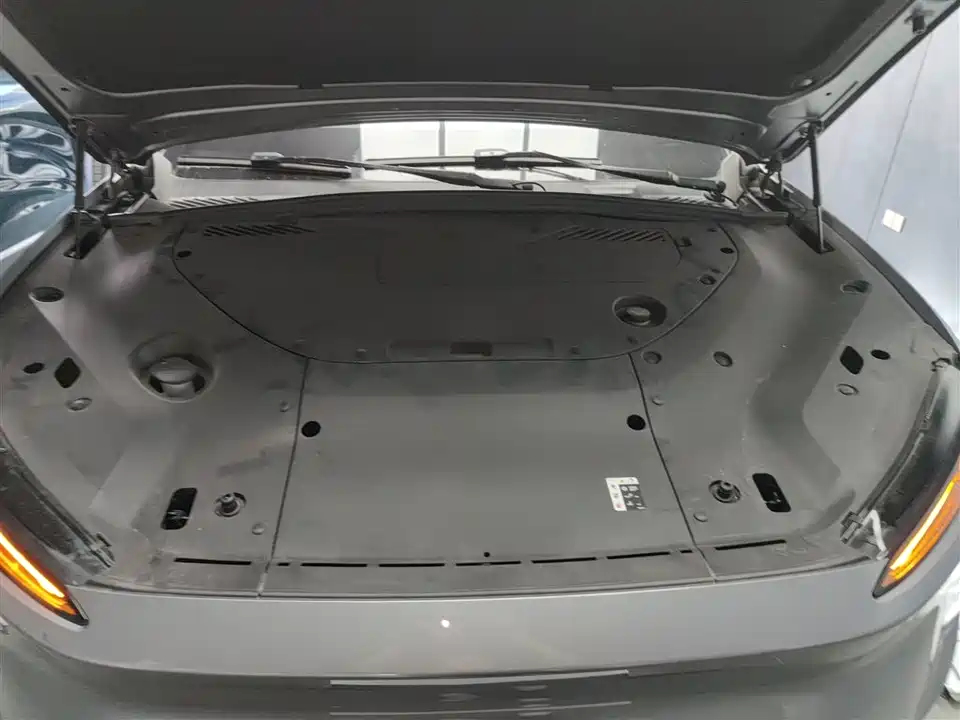 NIO ES8 NIO ES8