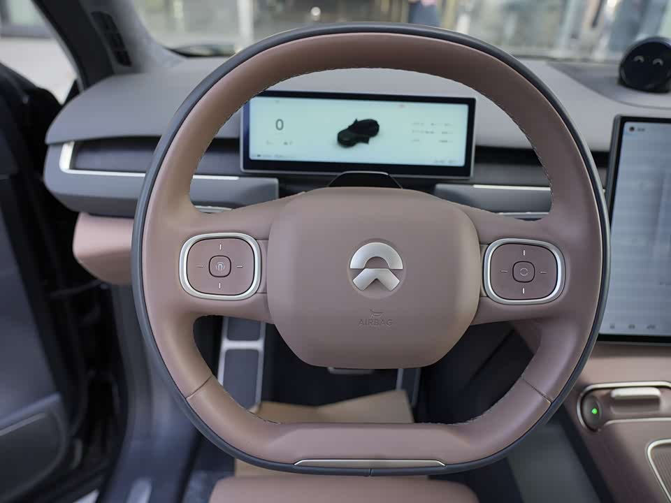 NIO ES8 NIO ES8