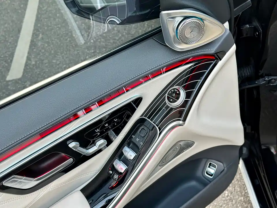 Mercedes-Benz Maybach S-class