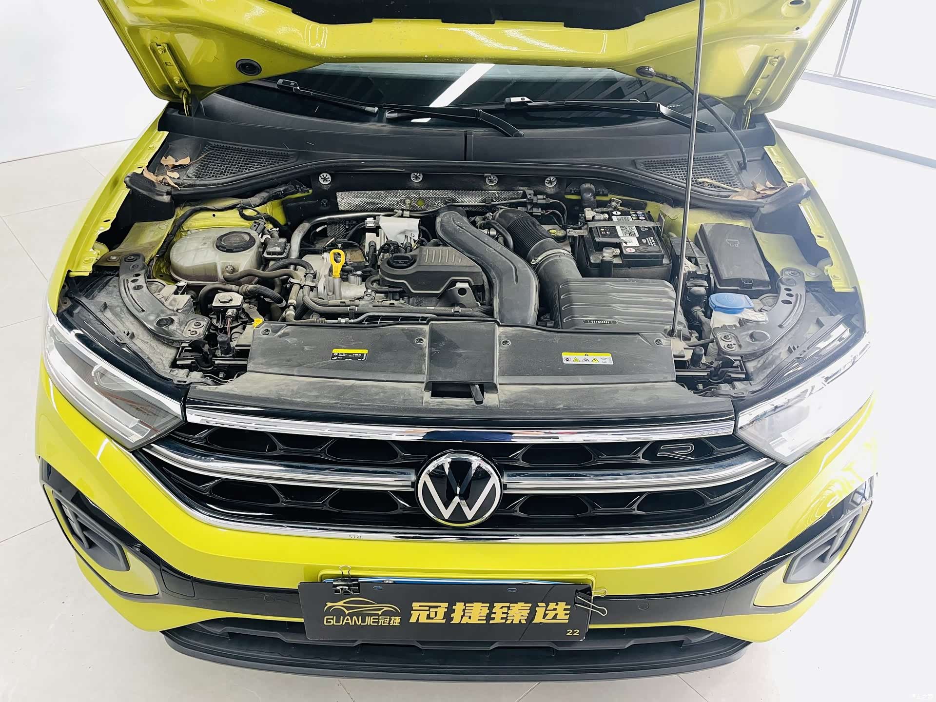 Volkswagen T-ROC, 2023 2