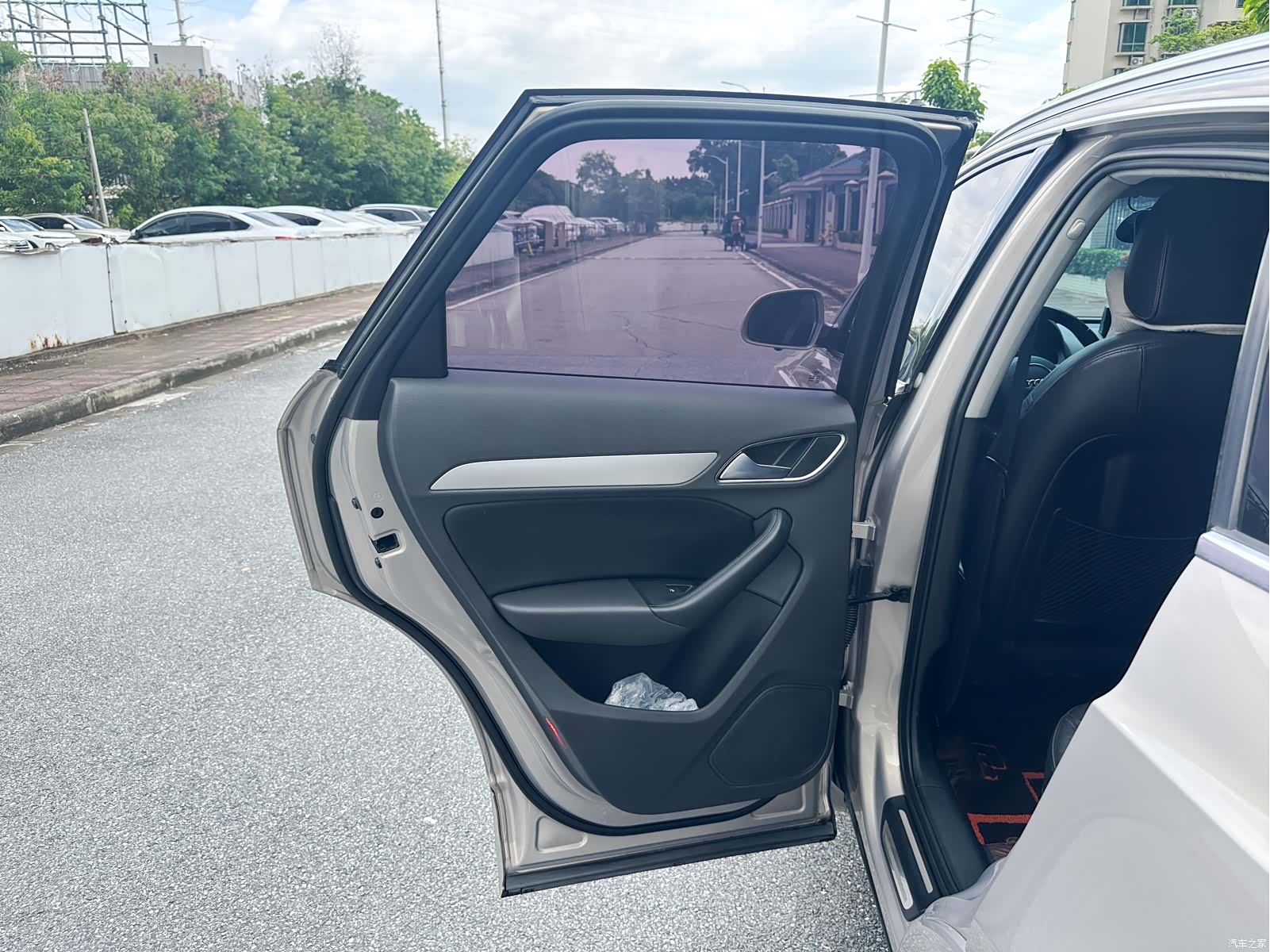 Audi Q3, 2017 12