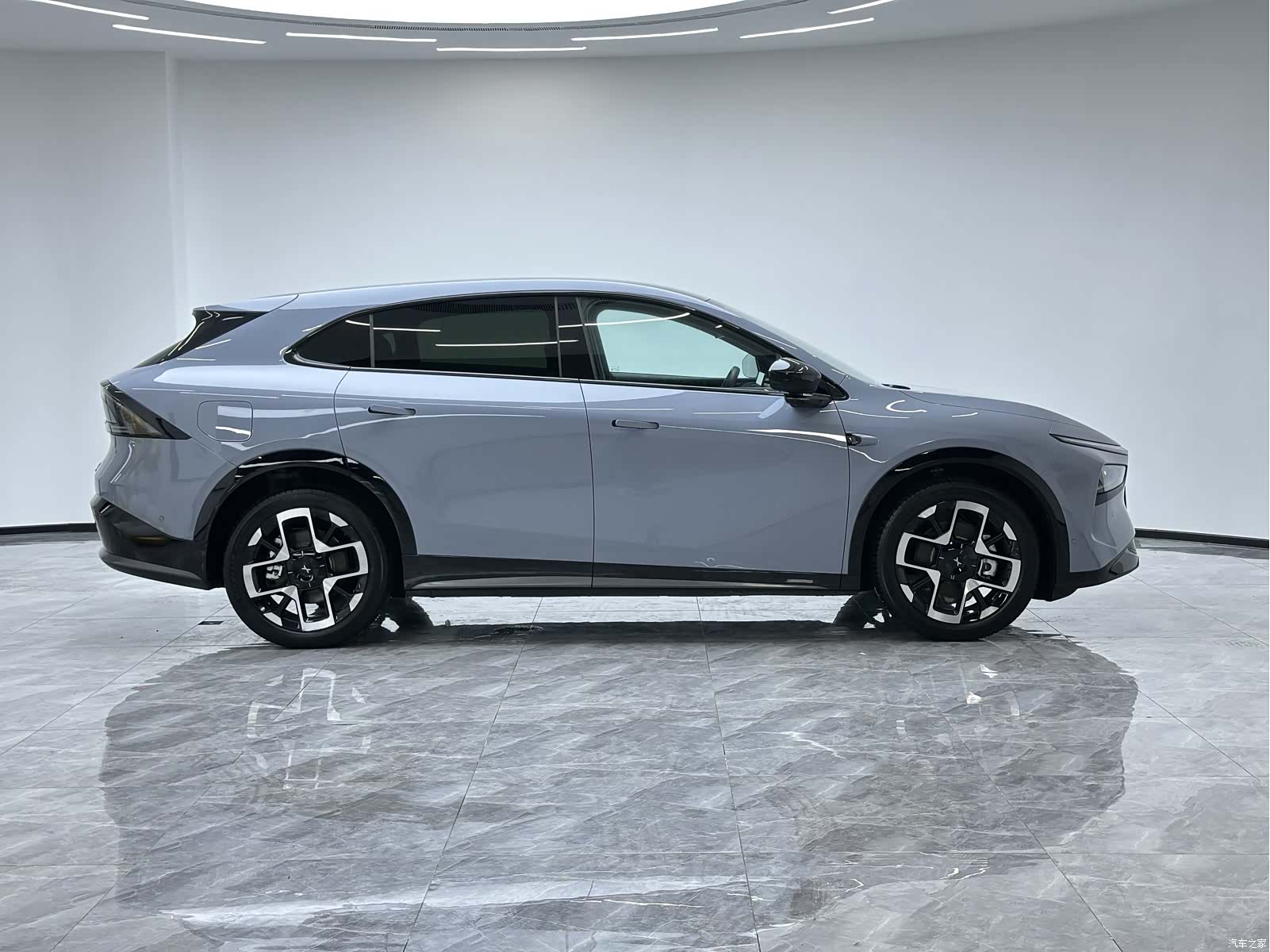 Xpeng G7, 2025 8