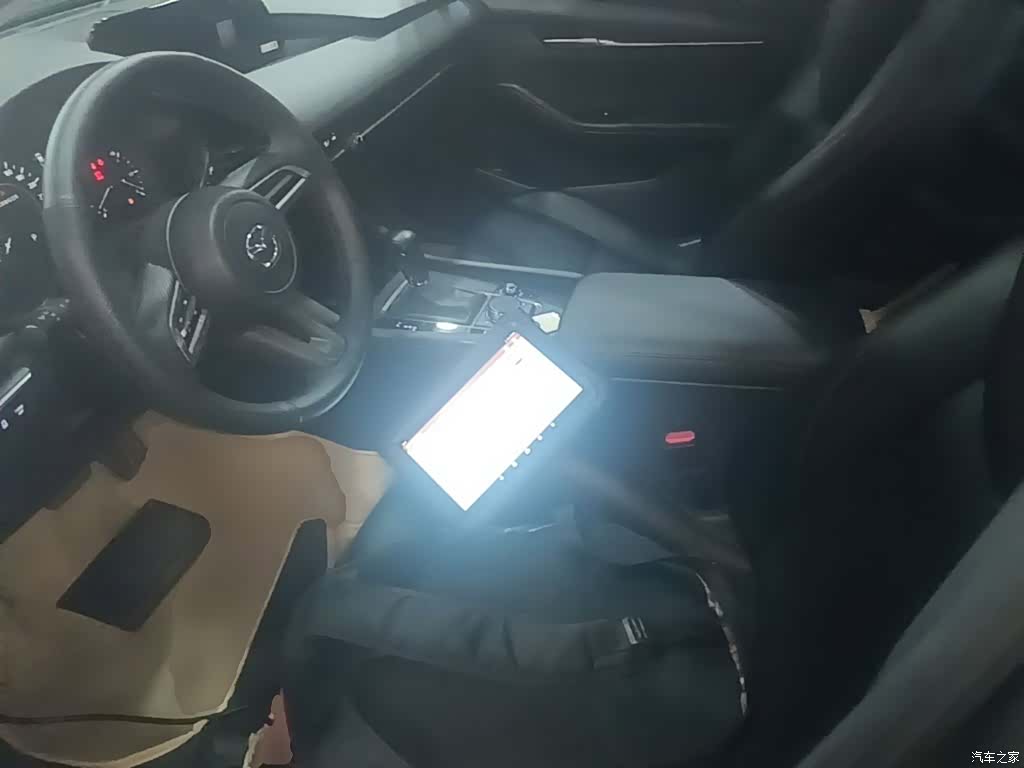 Mazda Mazda3, 2020 15
