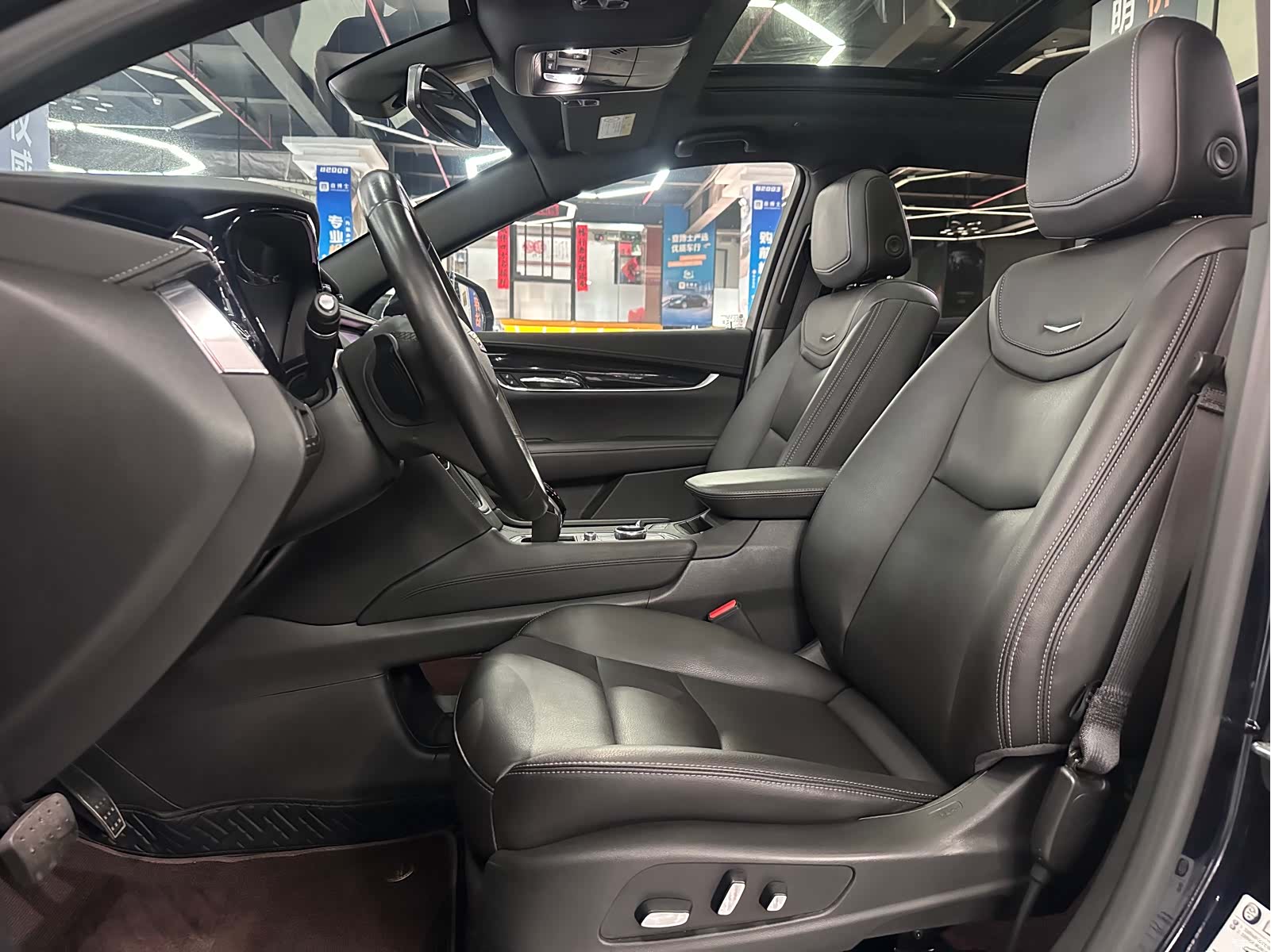 Cadillac XT5, 2021 8