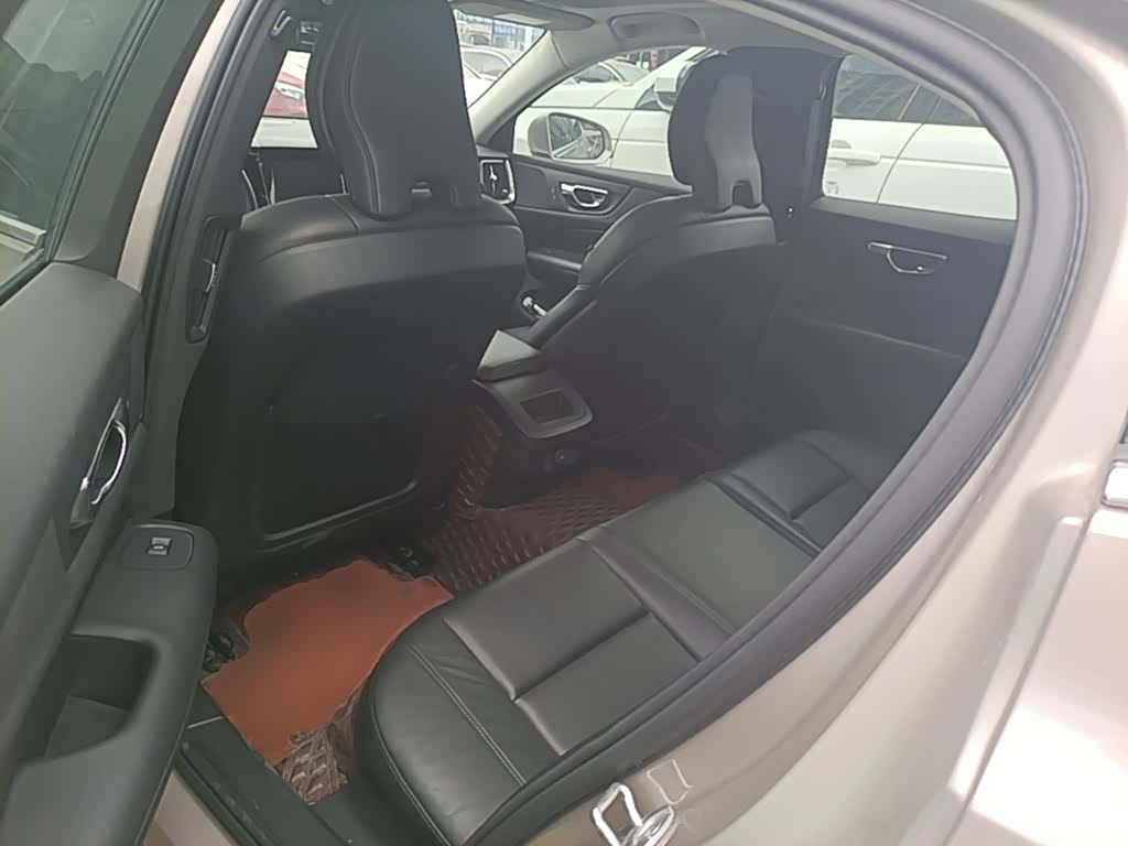 Volvo S60, 2022 17