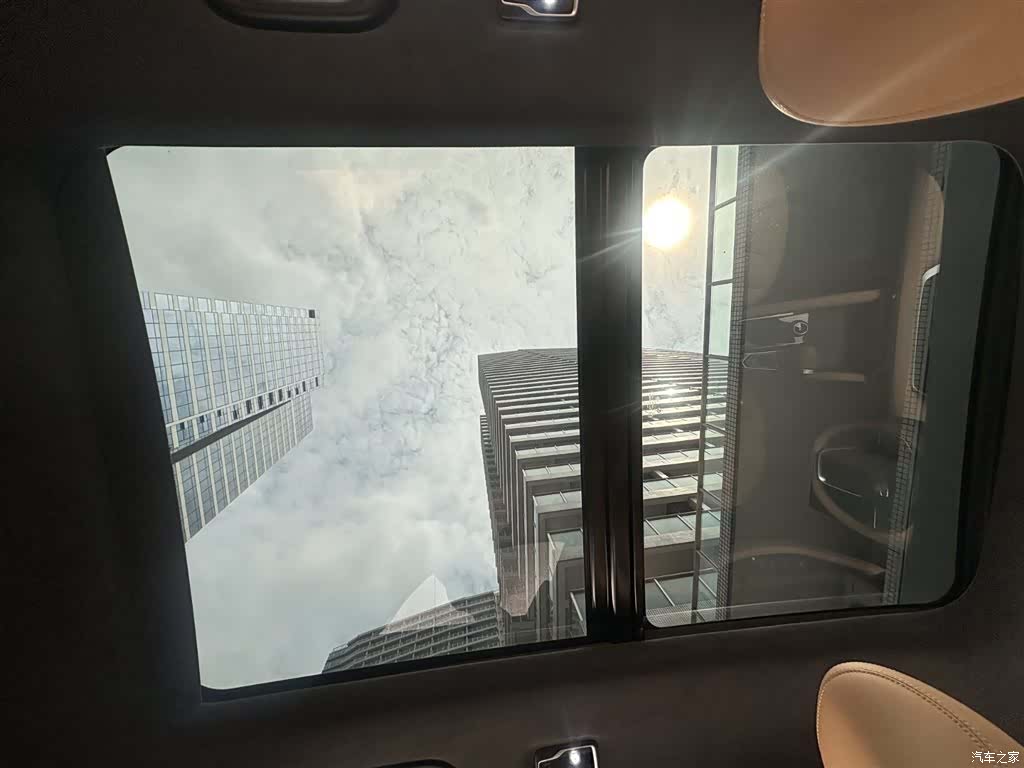 Geely Xingyue L, 2024 13