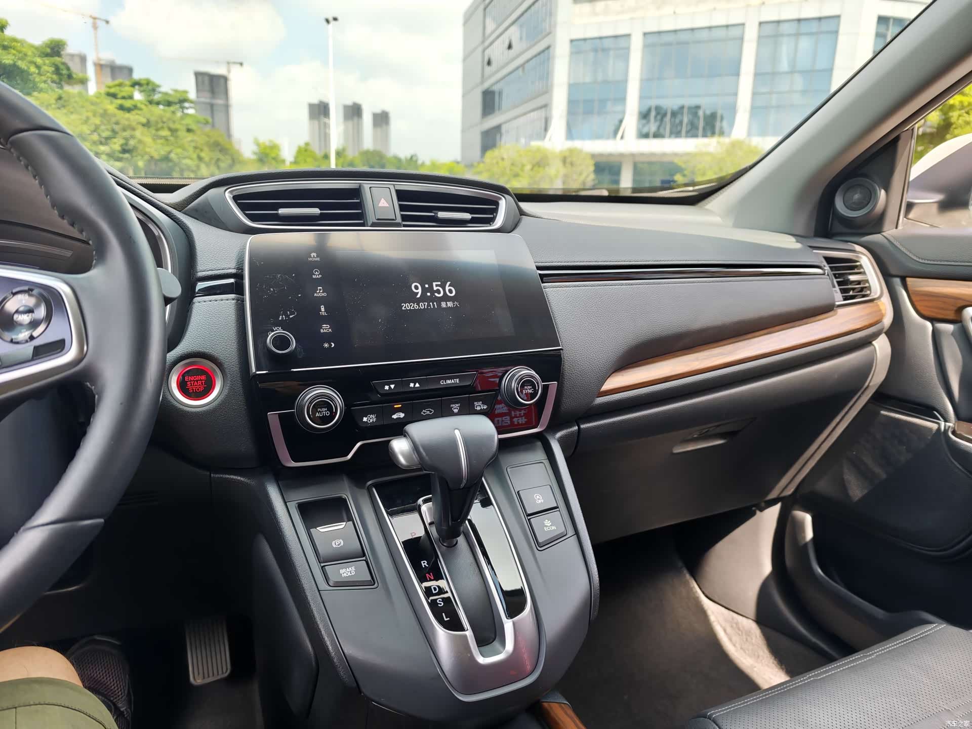 Honda CR-V, 2019 все фото