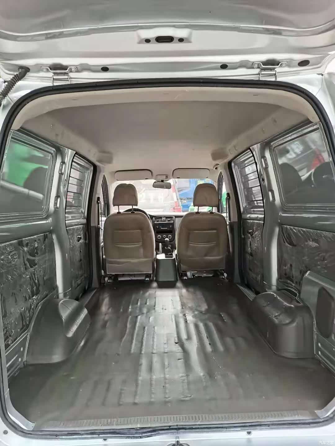 Wuling V, 2019 9