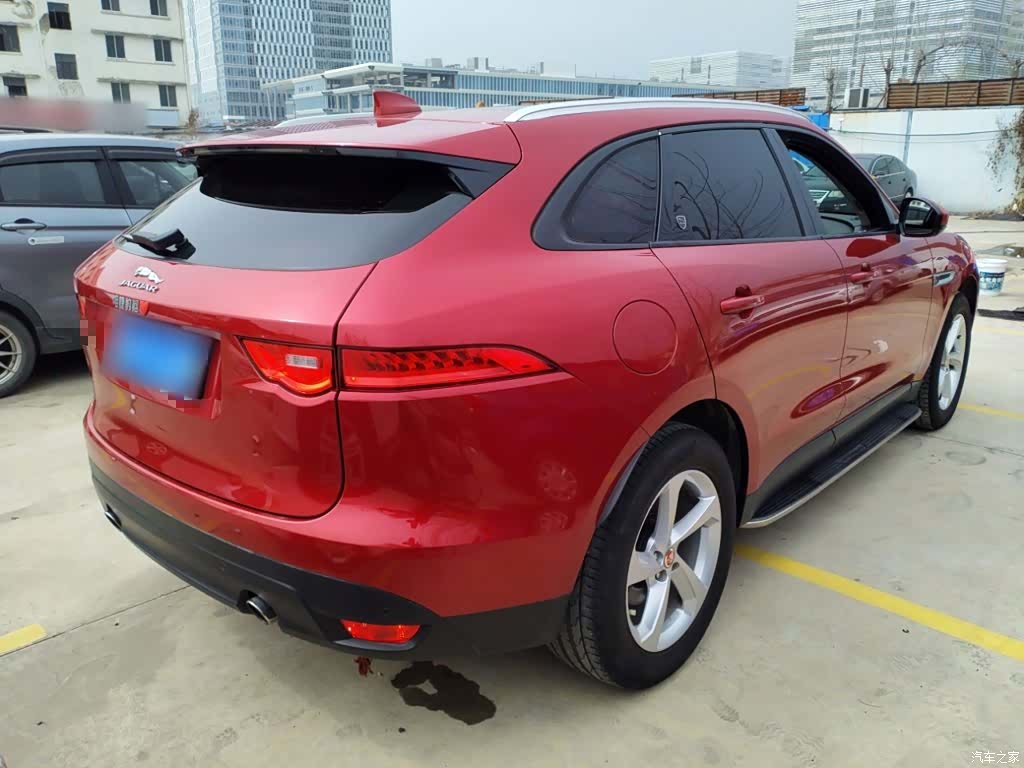 Jaguar F-PACE, 2017 все фото