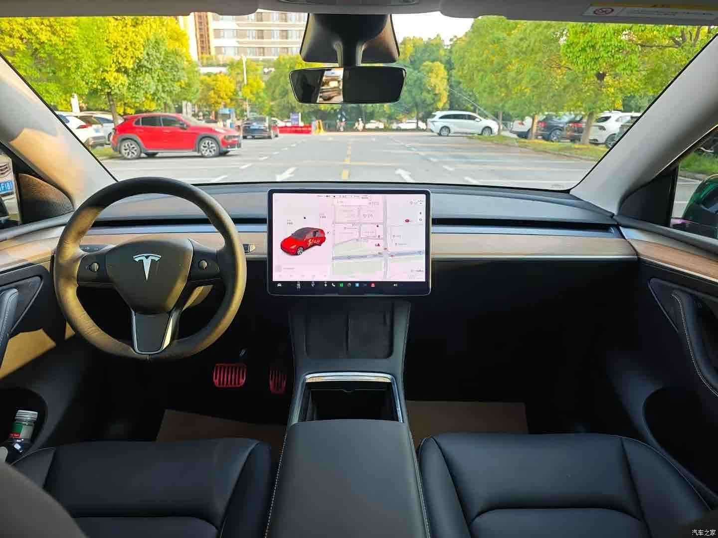 Tesla Model Y, 2022 все фото