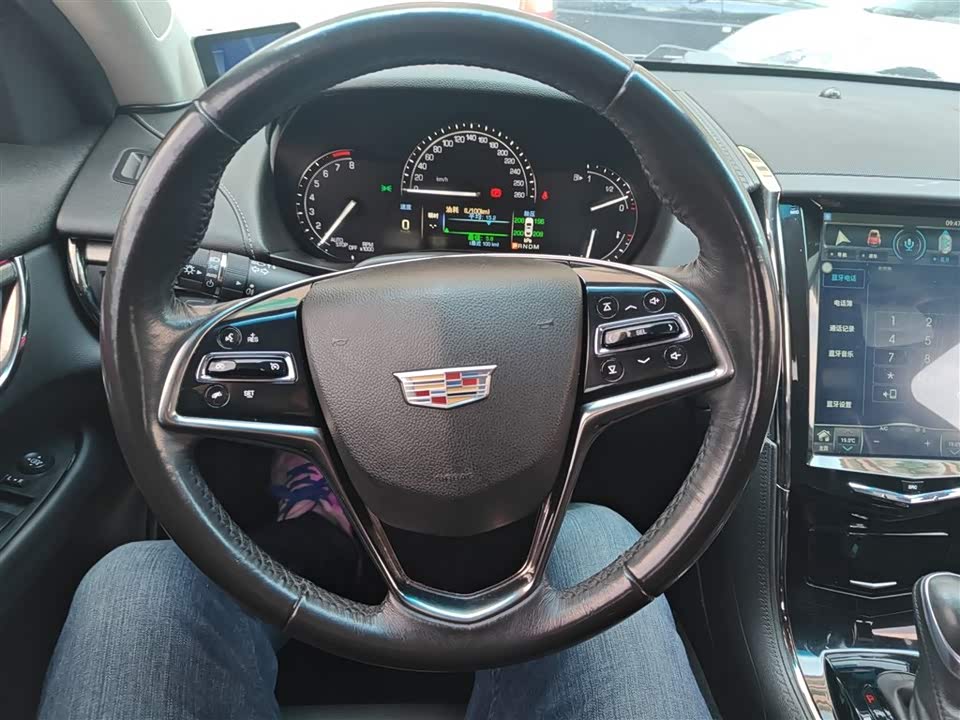 Cadillac ATS-L