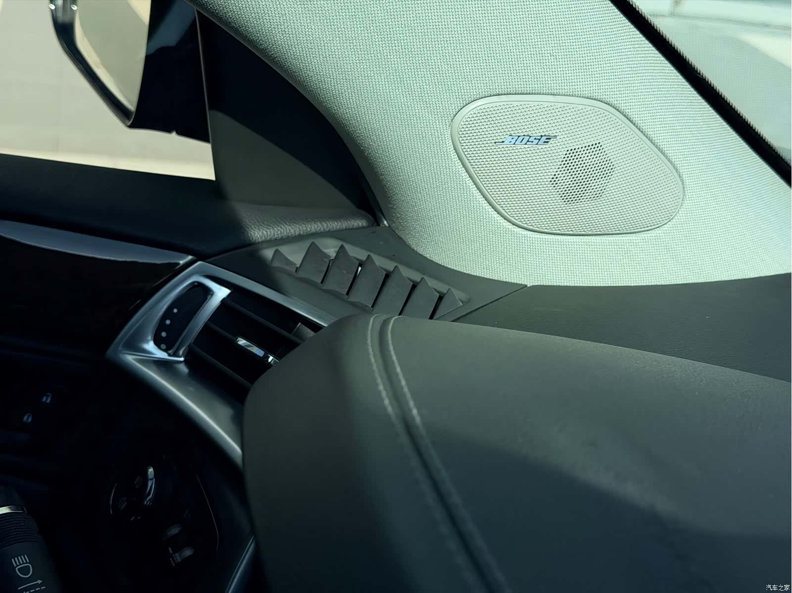 Cadillac SRX, 2016 14