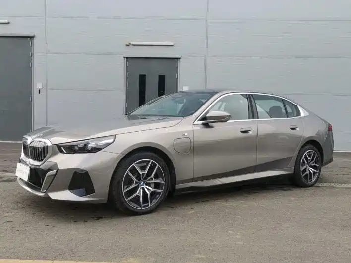 BMW i5 BMW i5