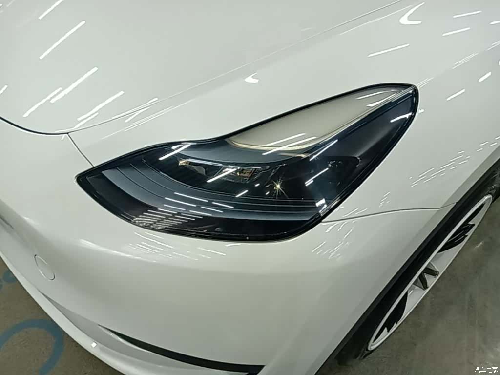Tesla Model Y, 2024 24