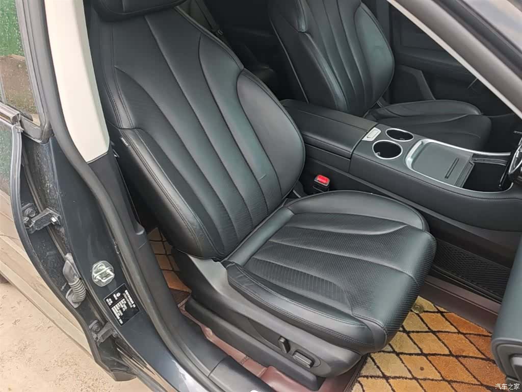 Leapmotor C11, 2023 25