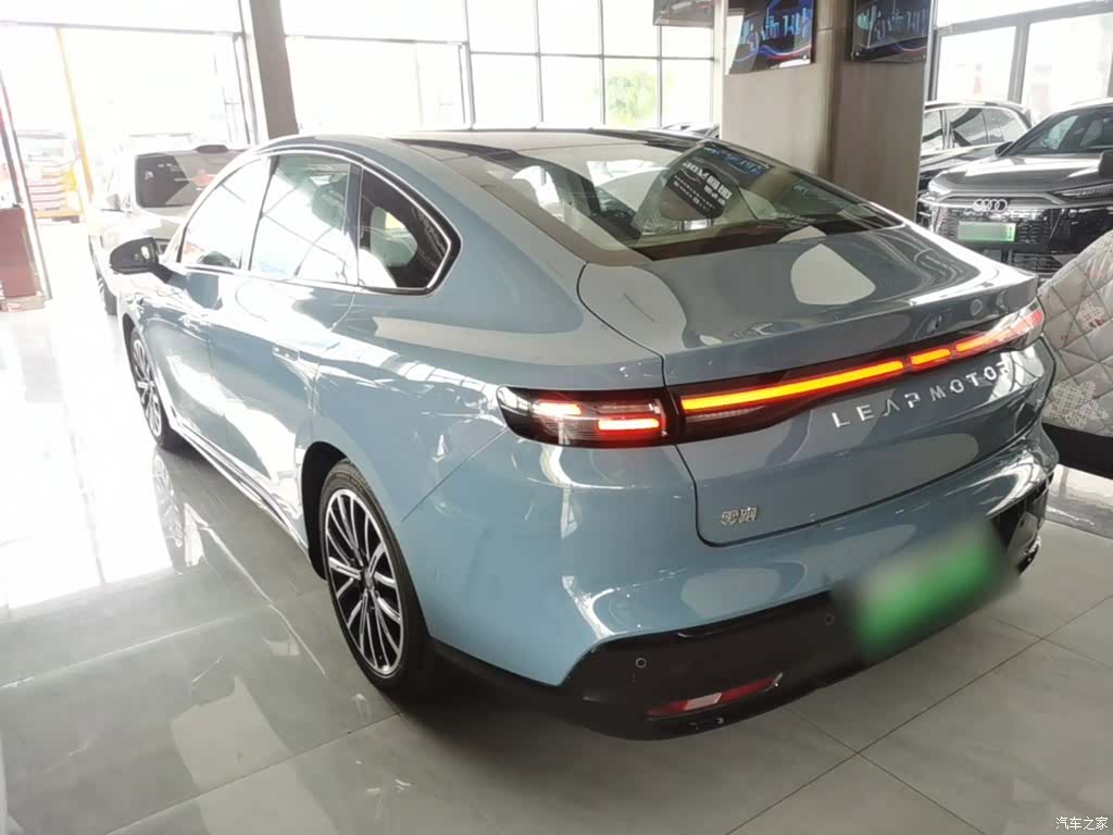 Leapmotor B01, 2025 все фото