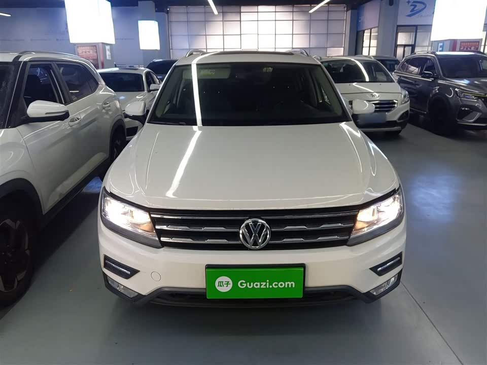 Volkswagen Tiguan L