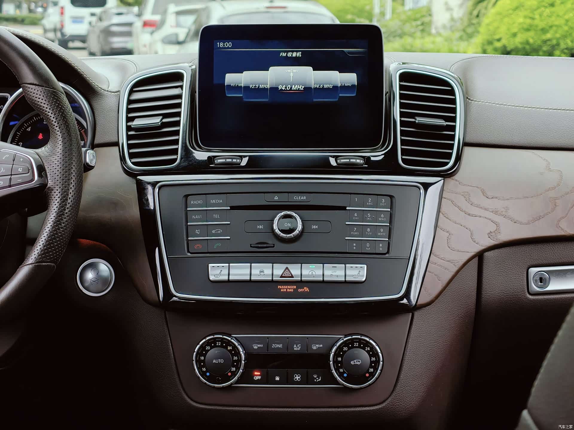 Mercedes-Benz GLE, 2018 16