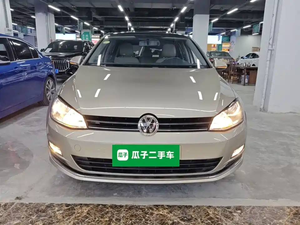 Volkswagen golf