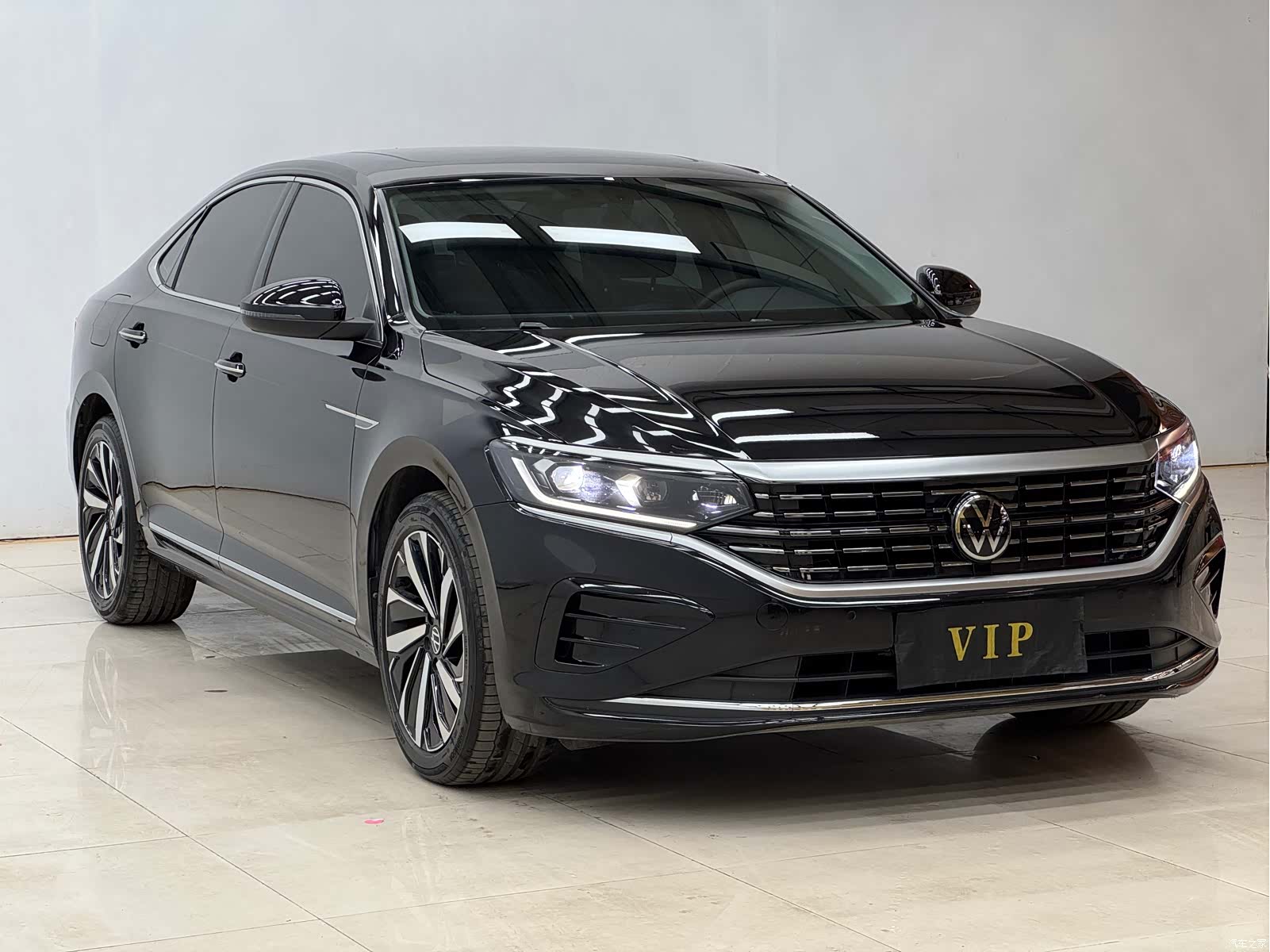 Volkswagen Passat, 2023 1