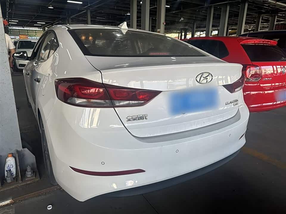 Hyundai Lead