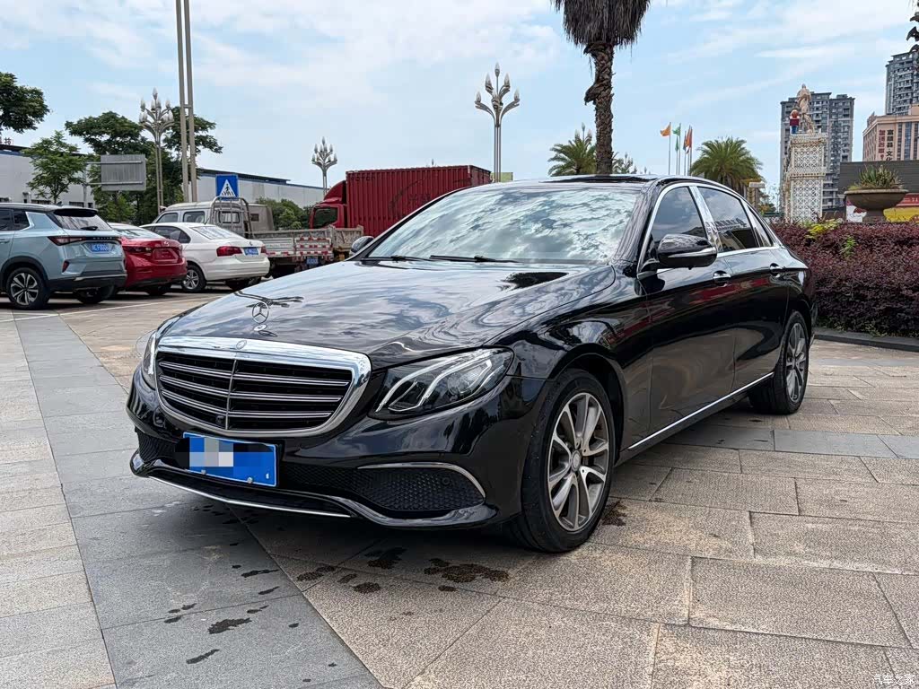 Mercedes-Benz E-Class, 2016 1