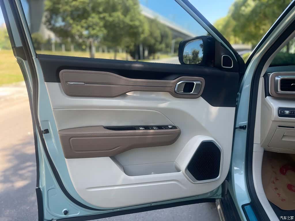 Geely Icon, 2022 11