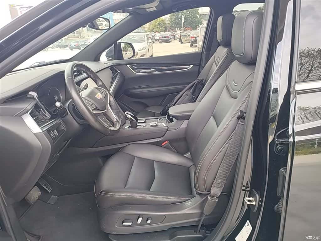 Cadillac XT5, 2022 15