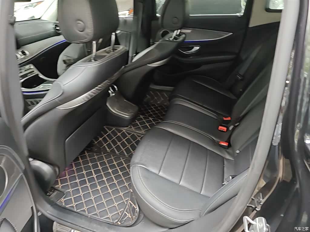 Mercedes-Benz E-Class, 2021 17
