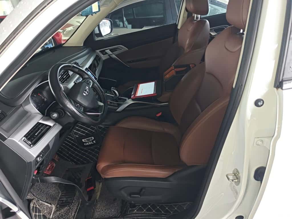 Geely Boyue, 2021 15