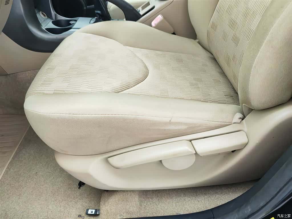 Toyota RAV4, 2012 20