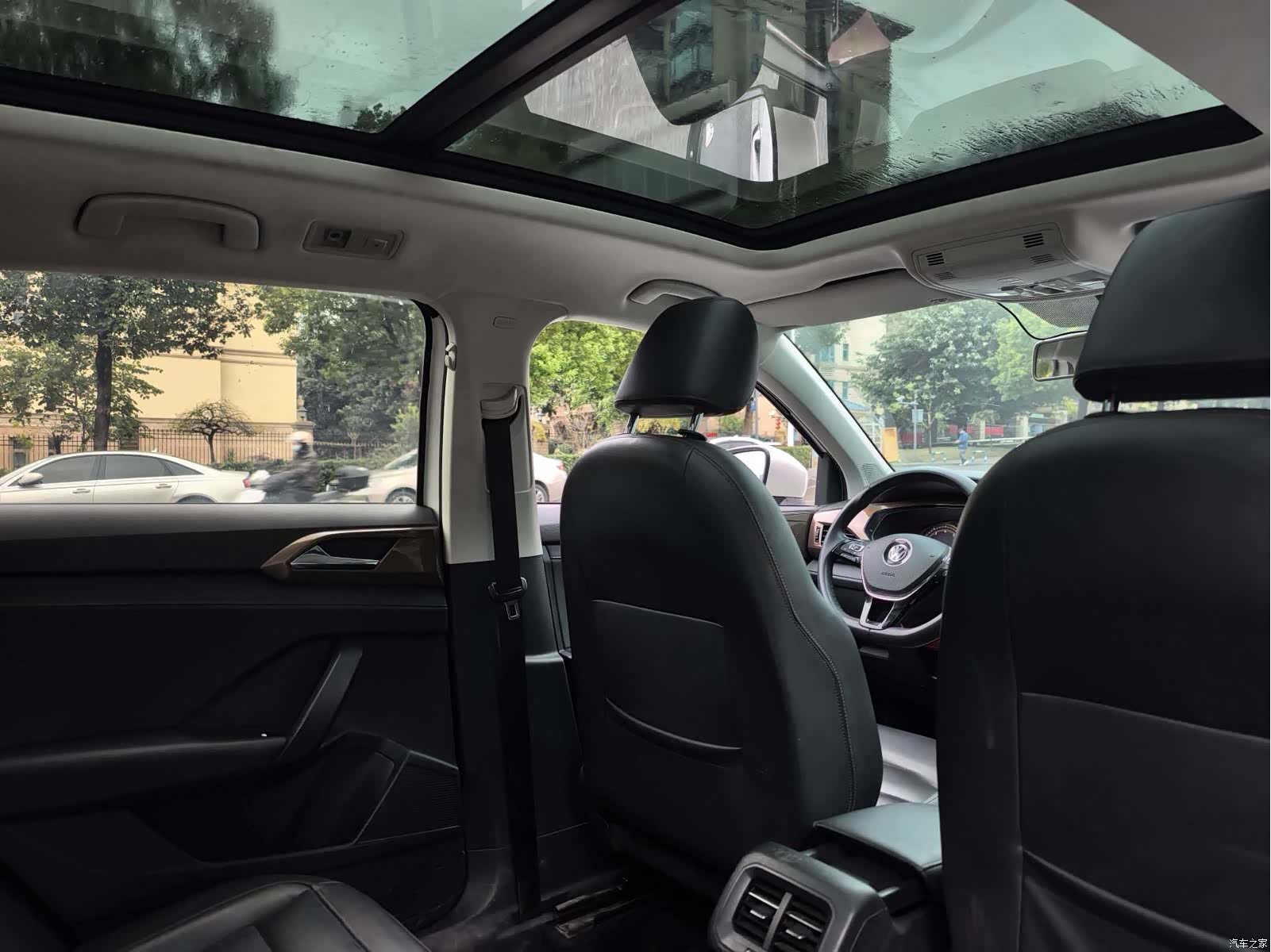 Volkswagen Tharu, 2020 8