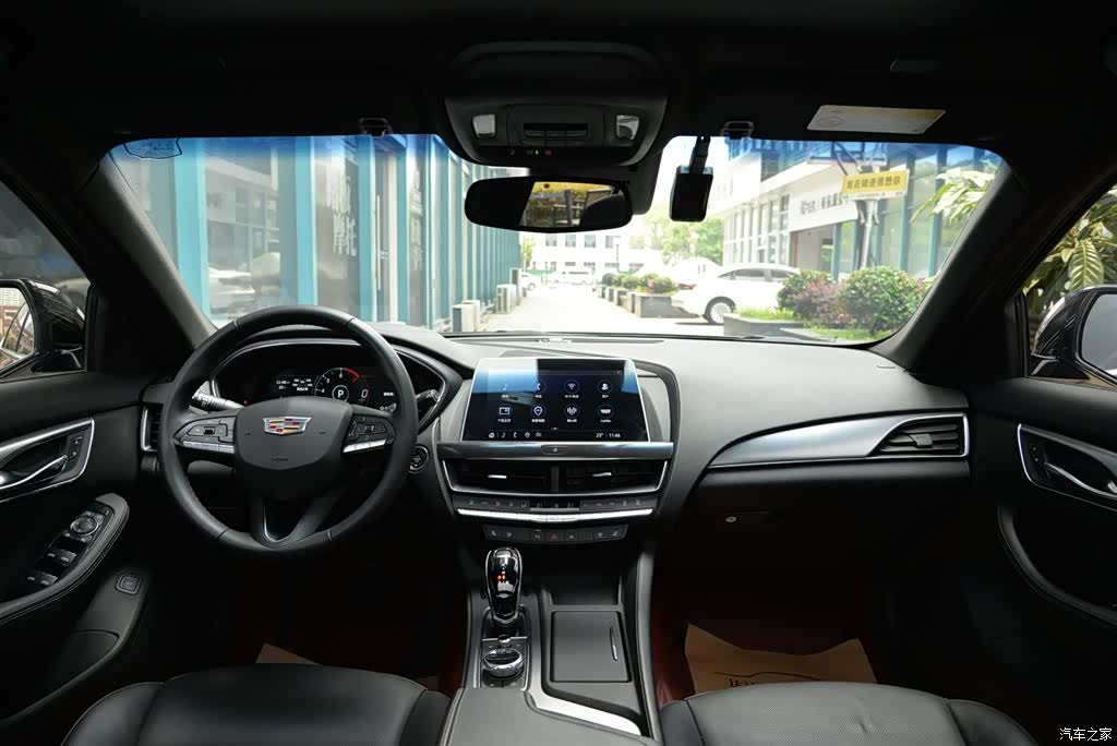 Cadillac CT5, 2023 9