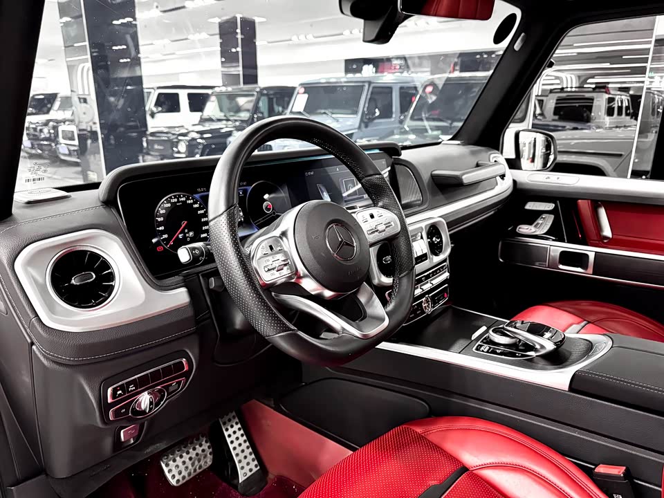 Mercedes-Benz G-class