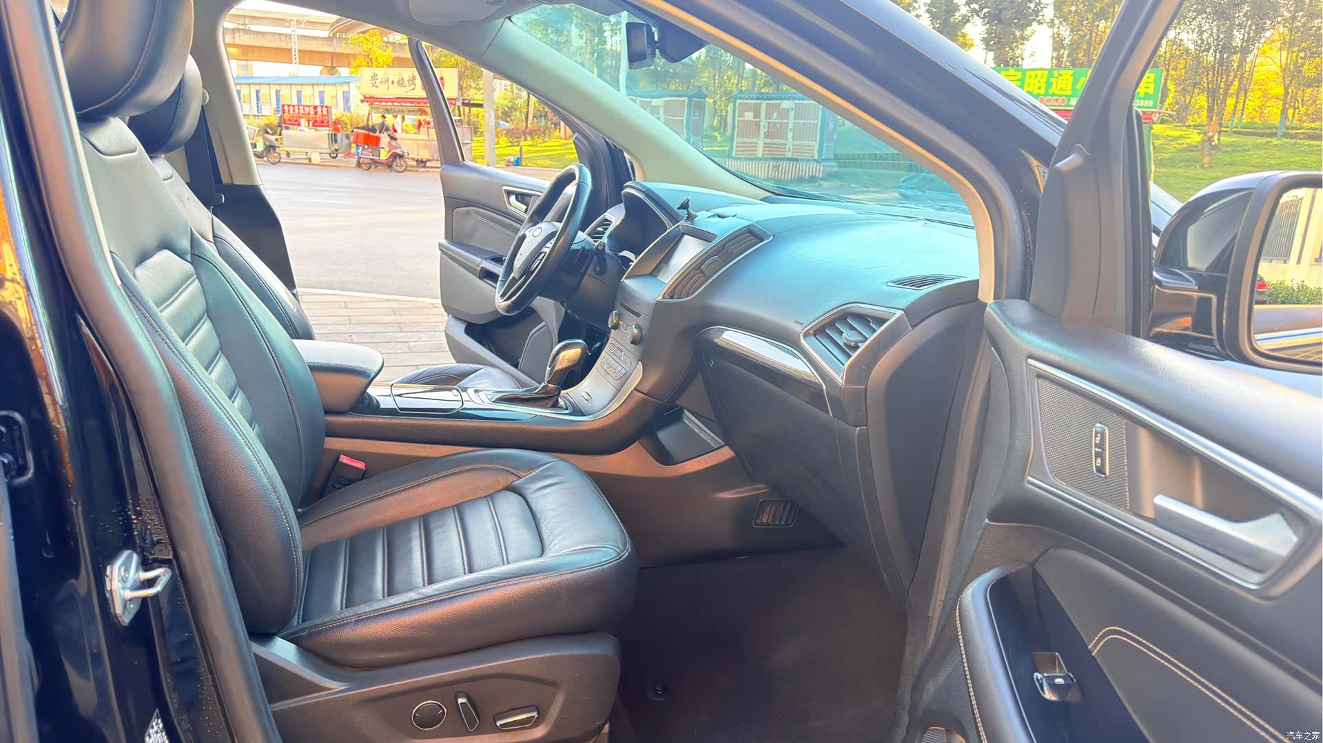 Ford Edge, 2015 16