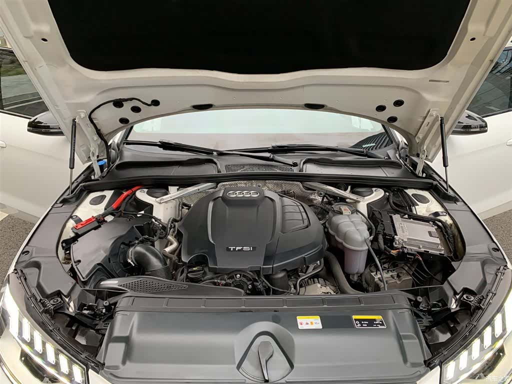 Audi A4L, 2022 18