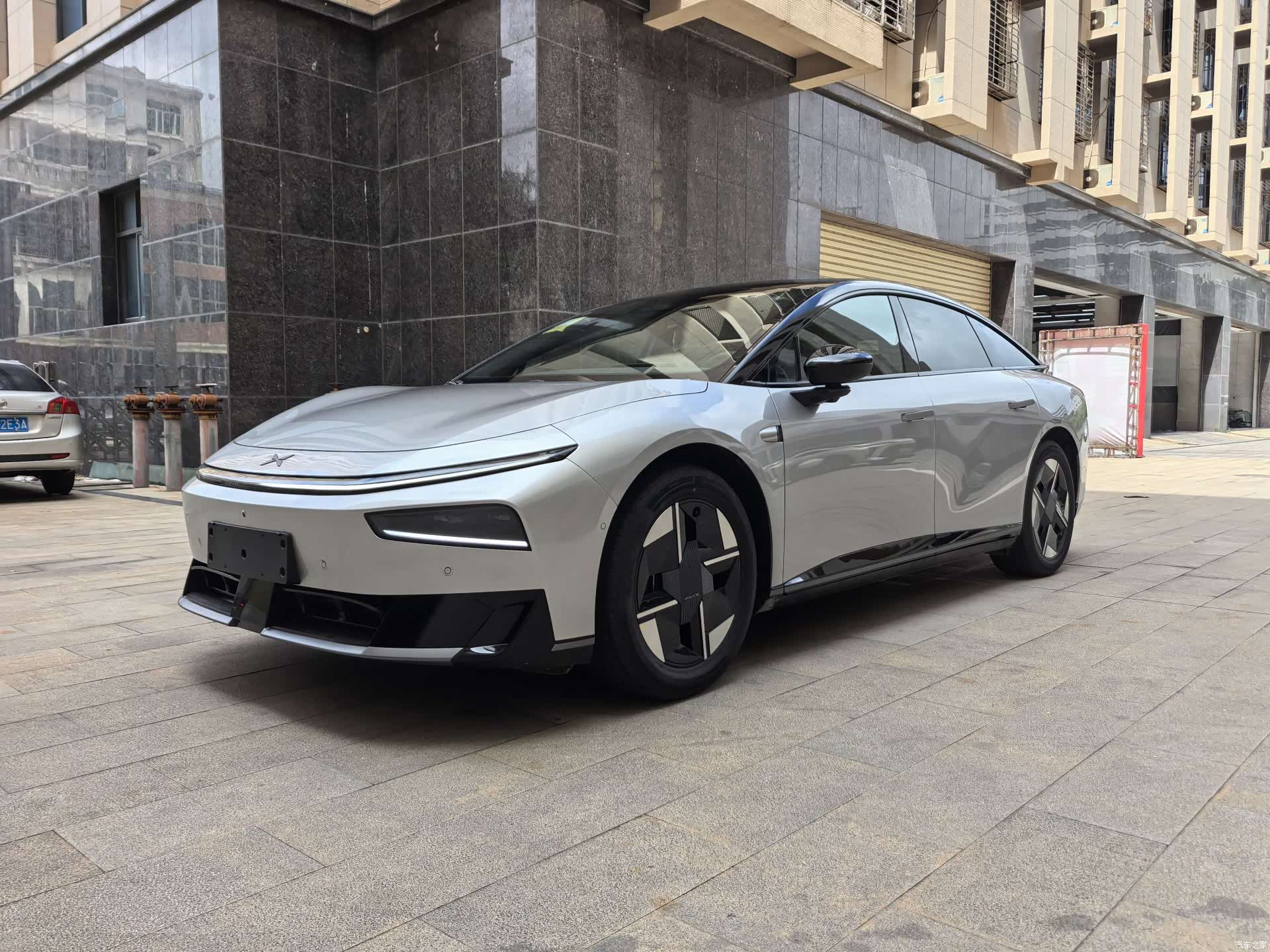 Xpeng P7