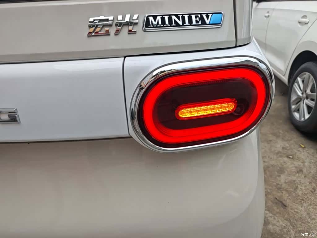 Wuling MINIEV, 2024 8