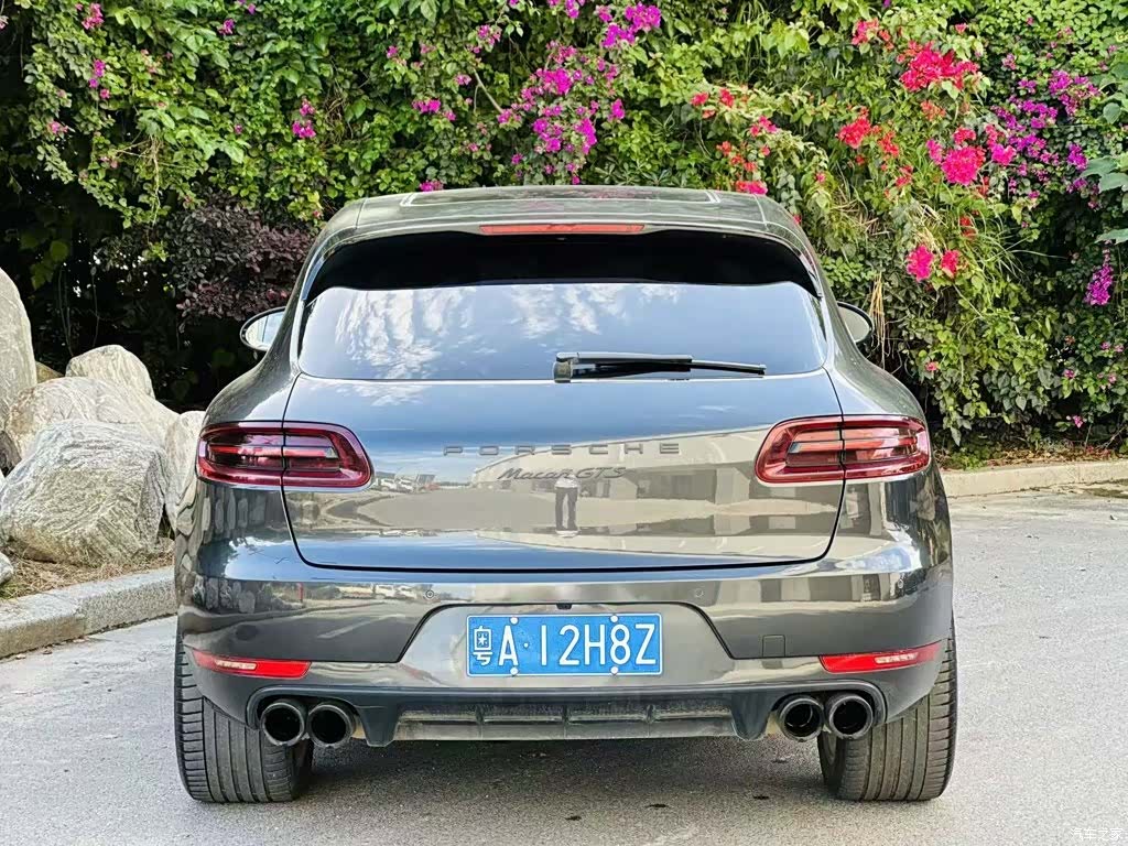 Porsche Macan, 2016 8