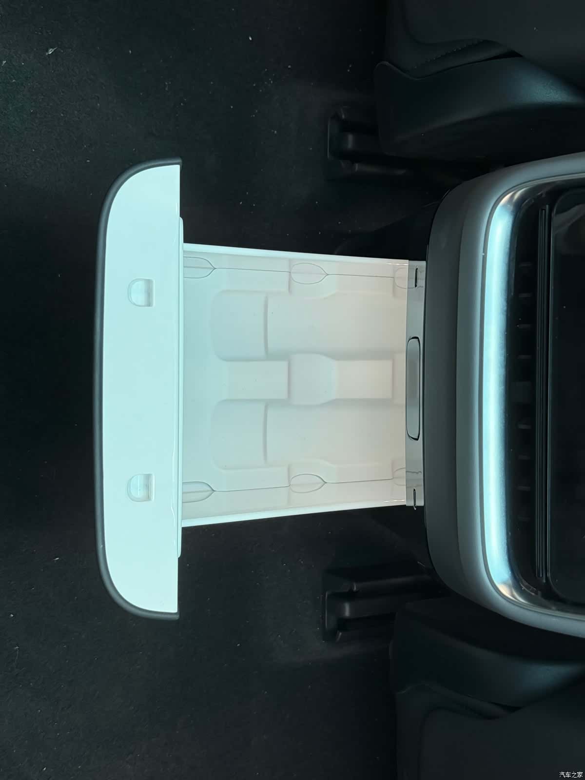 Xiaomi YU7, 2025 18