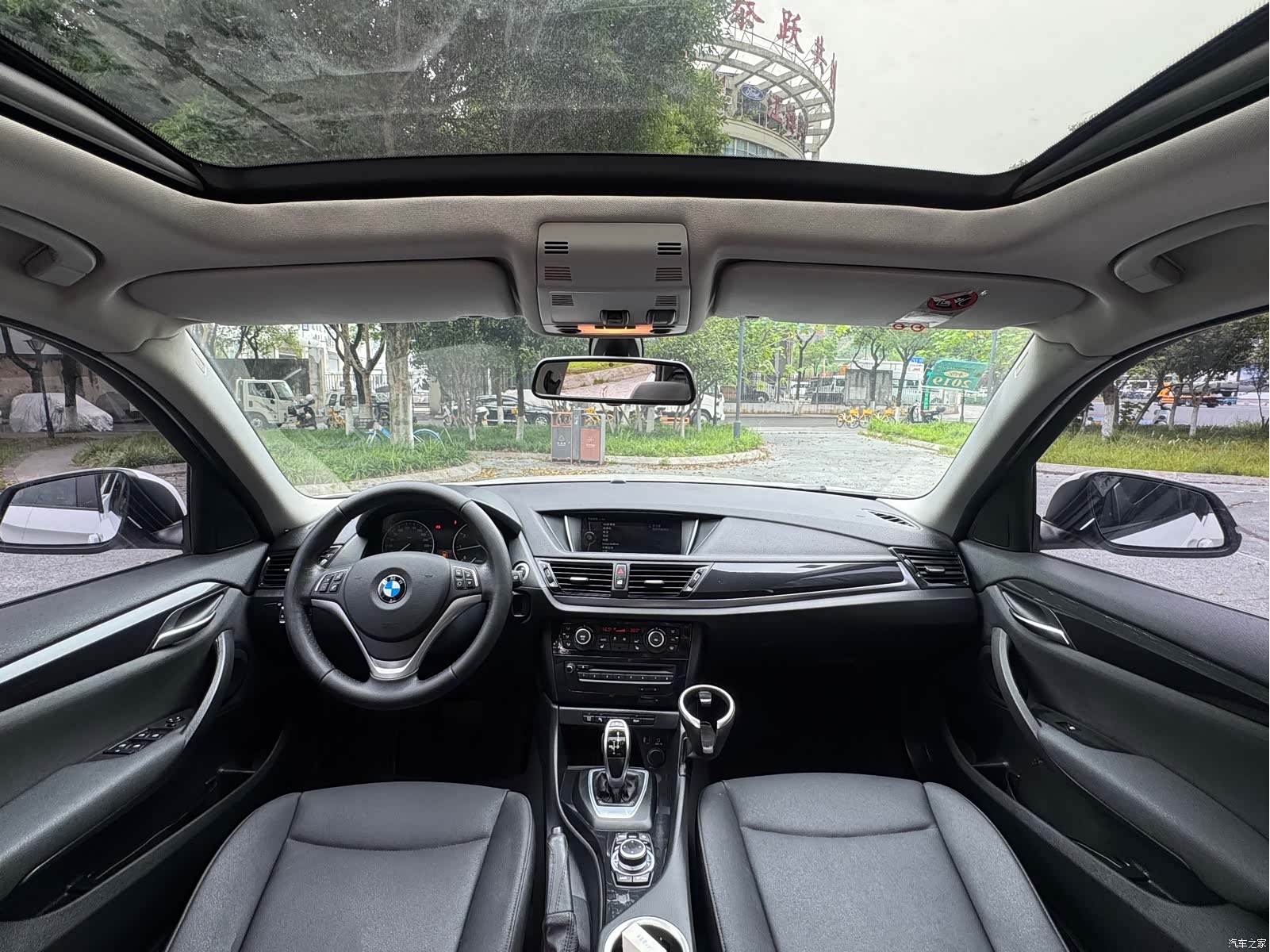 BMW X1, 2015 10