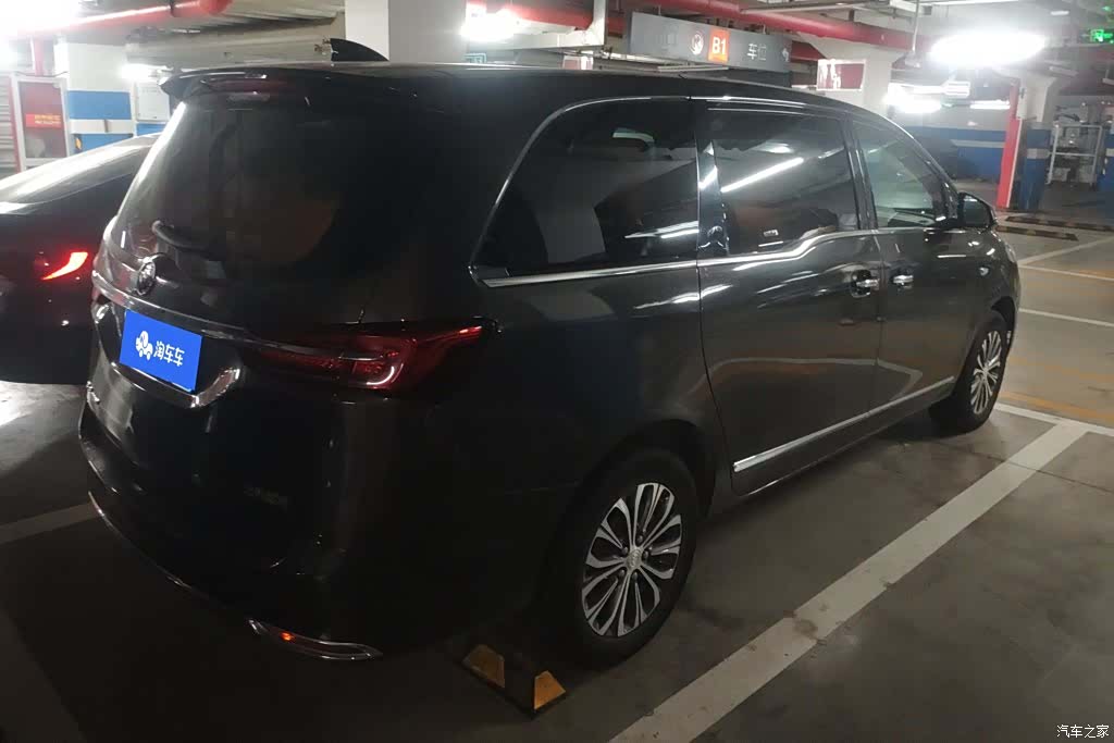 Buick GL8, 2020 3