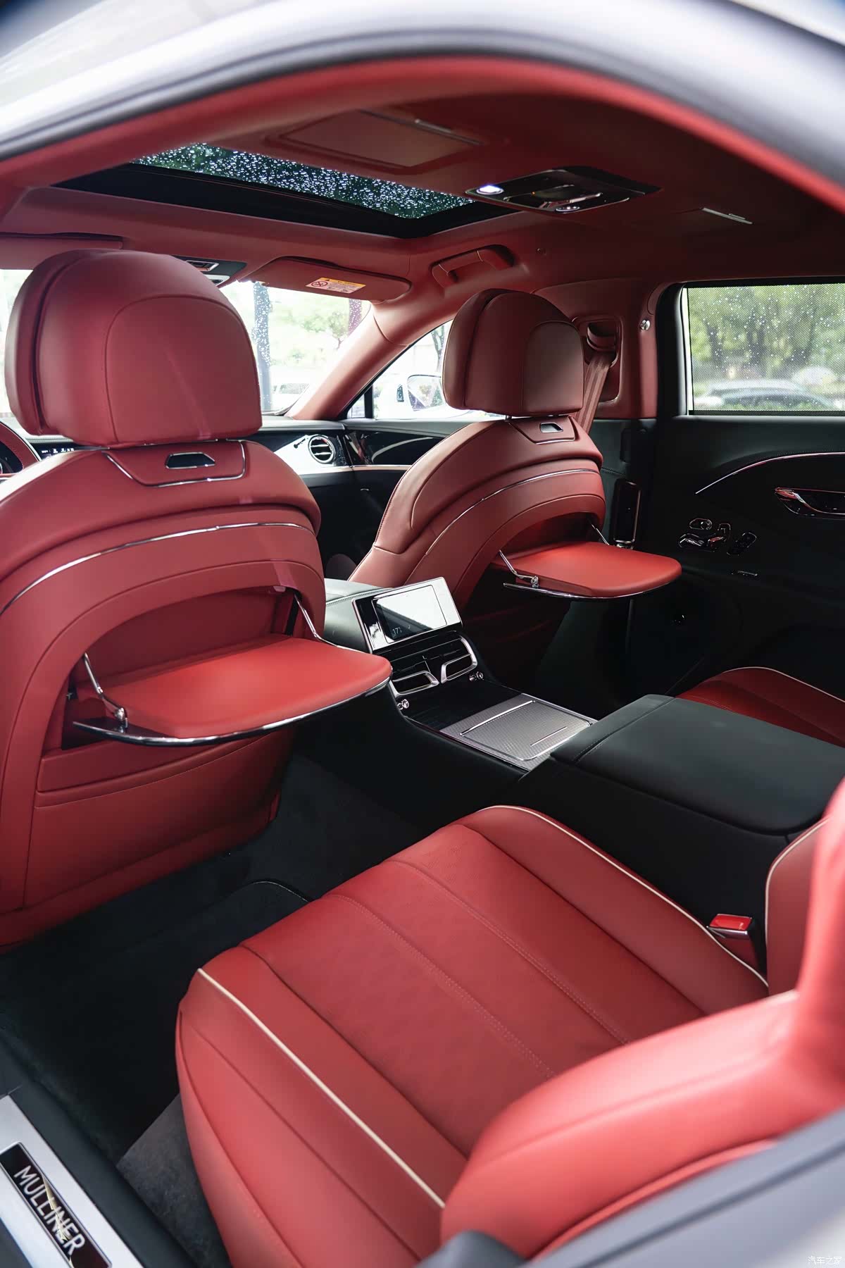Bentley Flying Spur, 2025 17