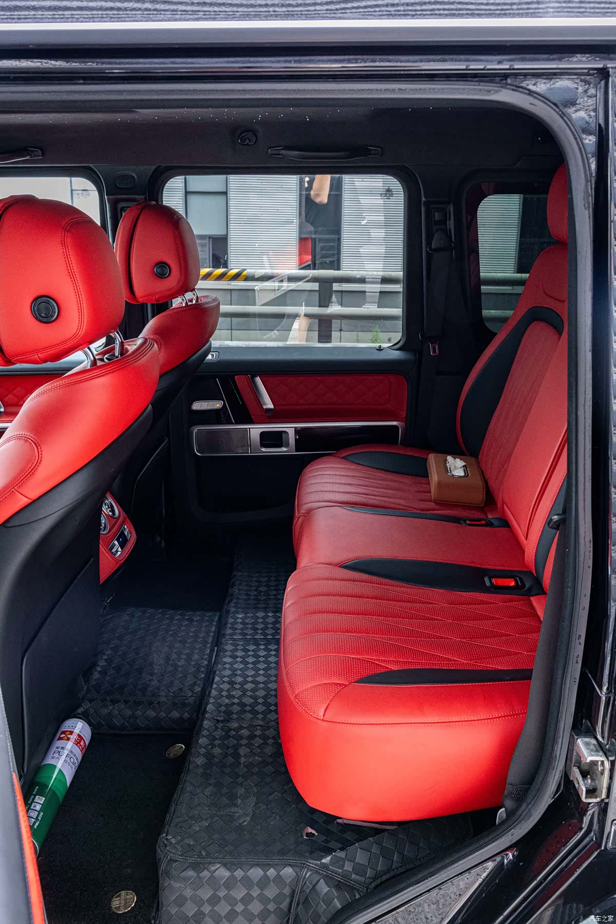 Mercedes-Benz G-Class, 2016 9