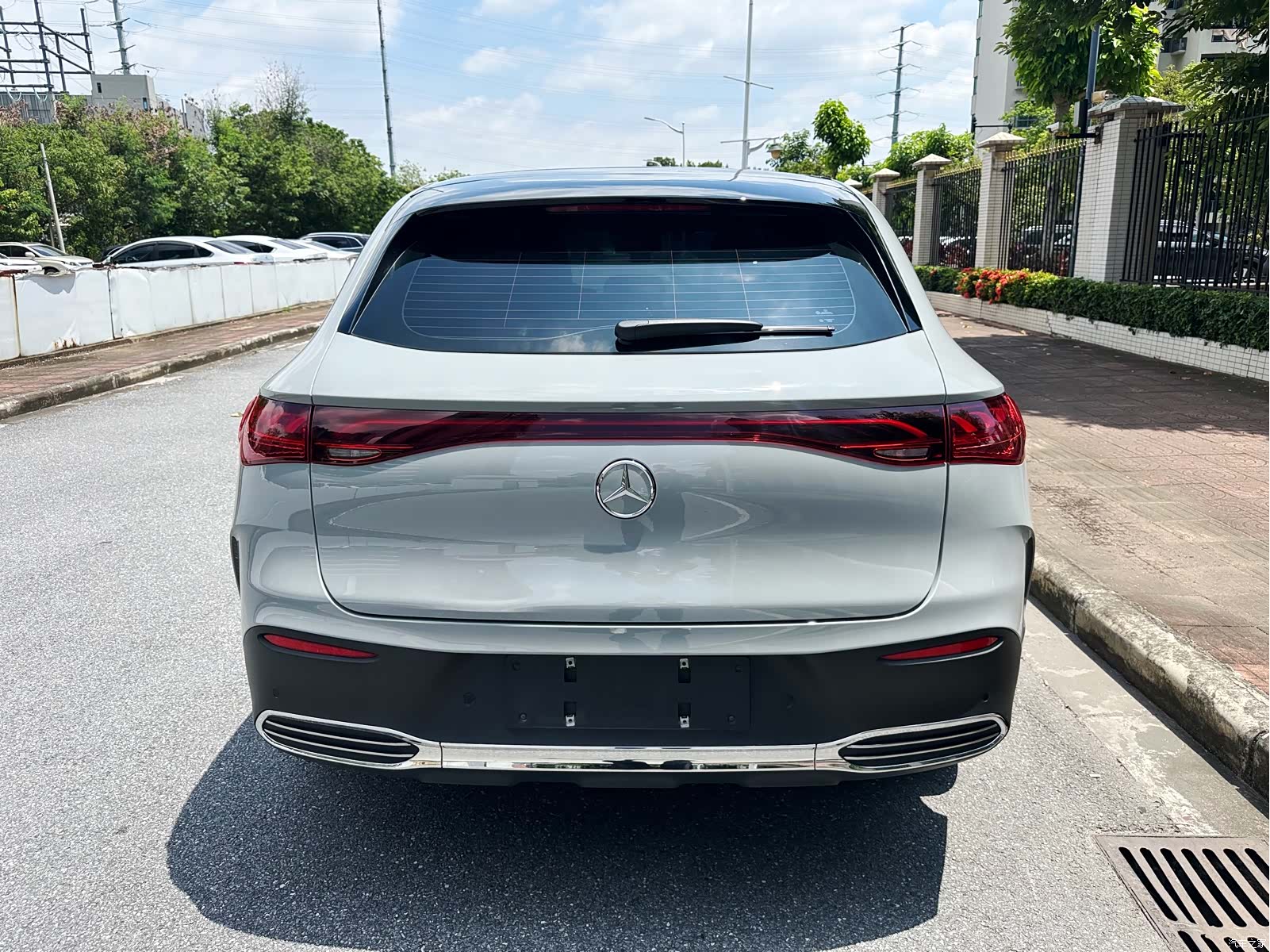 Mercedes-Benz EQE, 2024 7