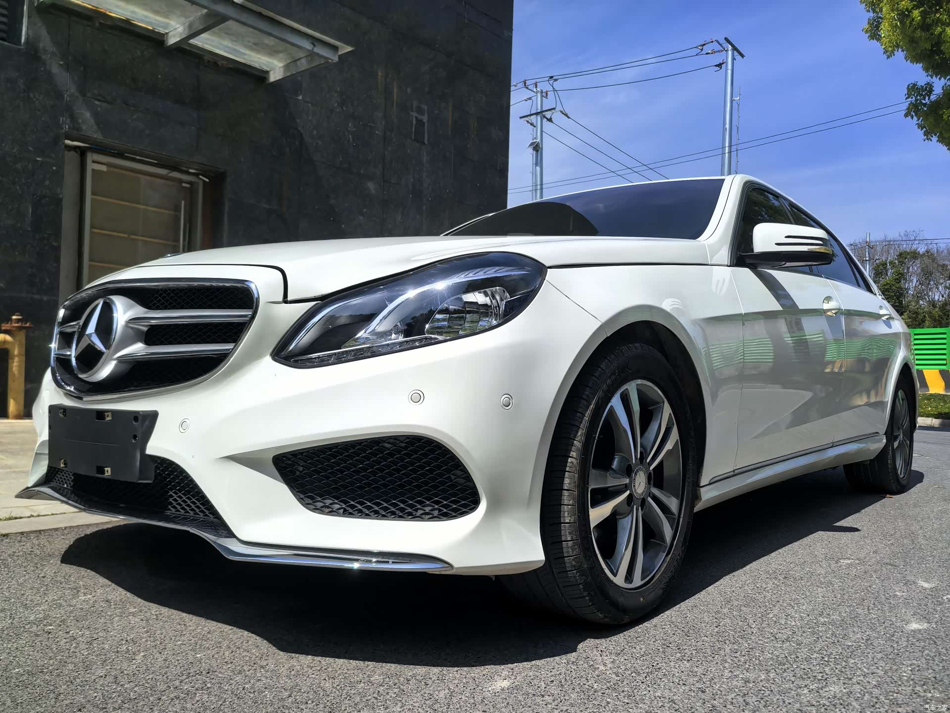 Mercedes-Benz E-Class, 2013 1