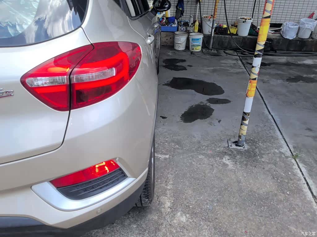 Geely Emgrand, 2018 8