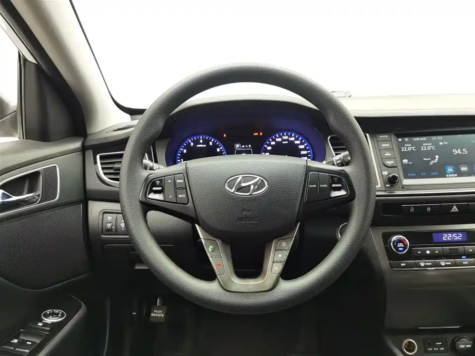 Hyundai Name picture