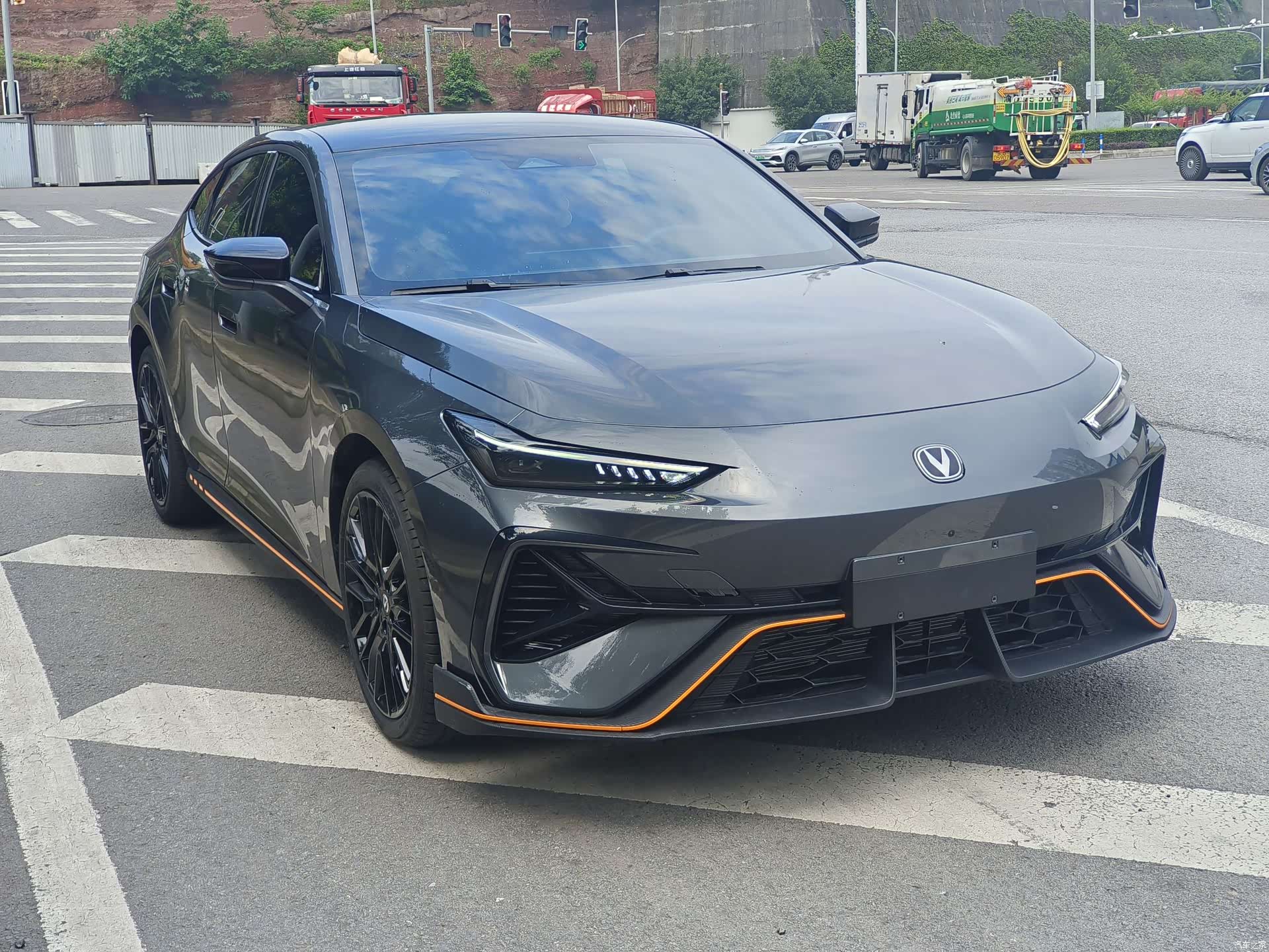 Changan UNI-V, 2025 3